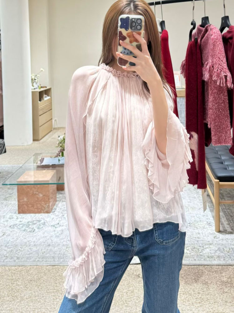 Collectible Collection - Lace ruffled loose top, stylish and
