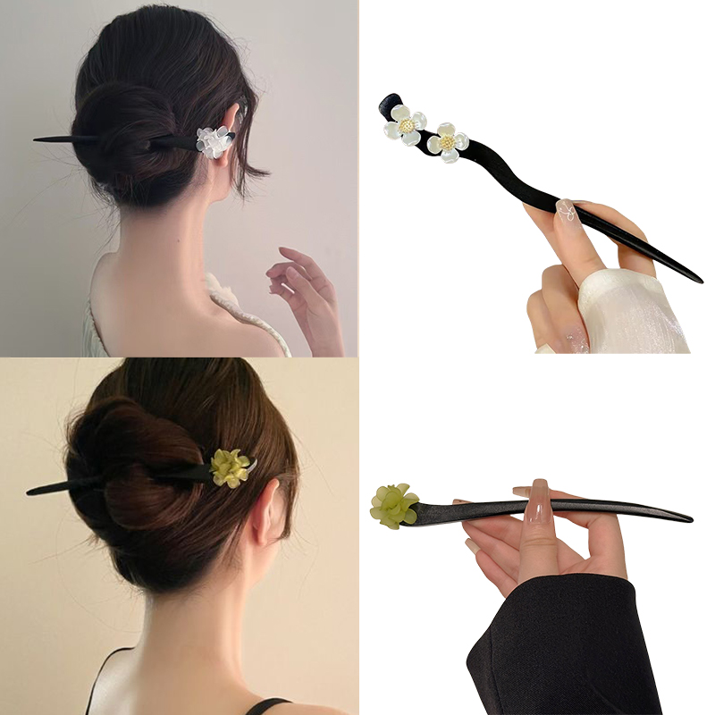 Vintage Collectible Item - Vintage Chinese Style Wooden Flower Hair