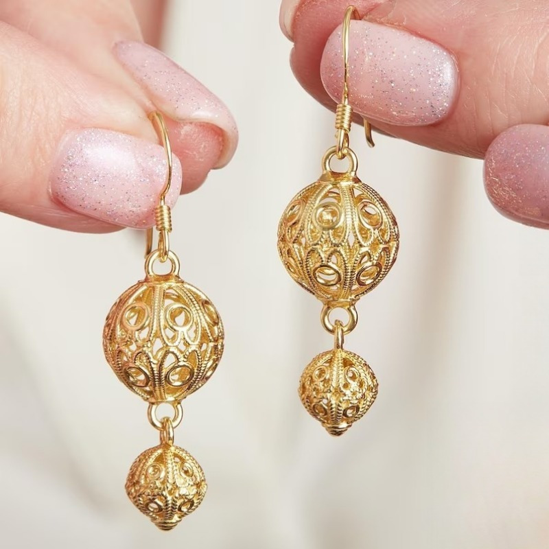 Vintage Collectible Figures - Unique Retro Hollow Carving Ball Dangle