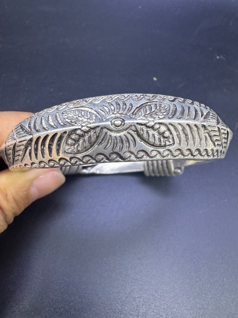 Vintage Collectible Copper Ban - огляд і ціна Vintage Collectible Jewelry