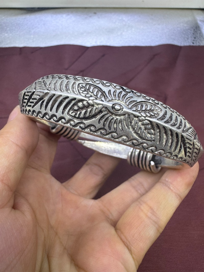 Vintage Collectible Copper Ban - огляд і ціна Vintage Collectible Jewelry