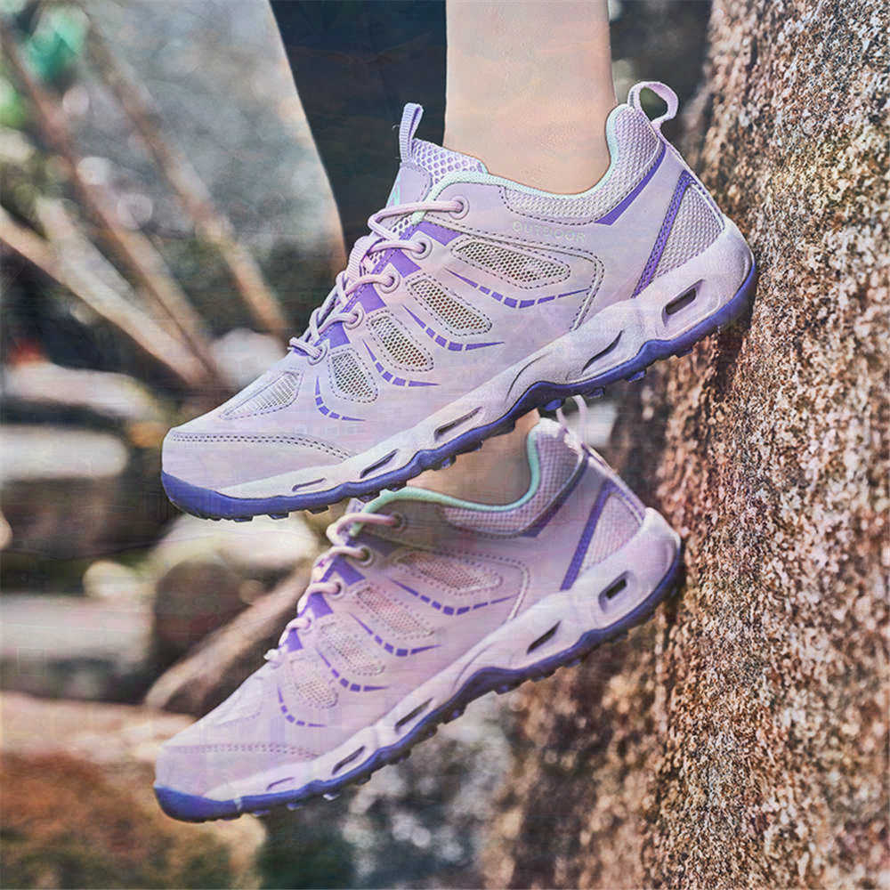 Sumer Round Tip Silver Sneaker - огляд і ціна Small Vintage Collectible Items