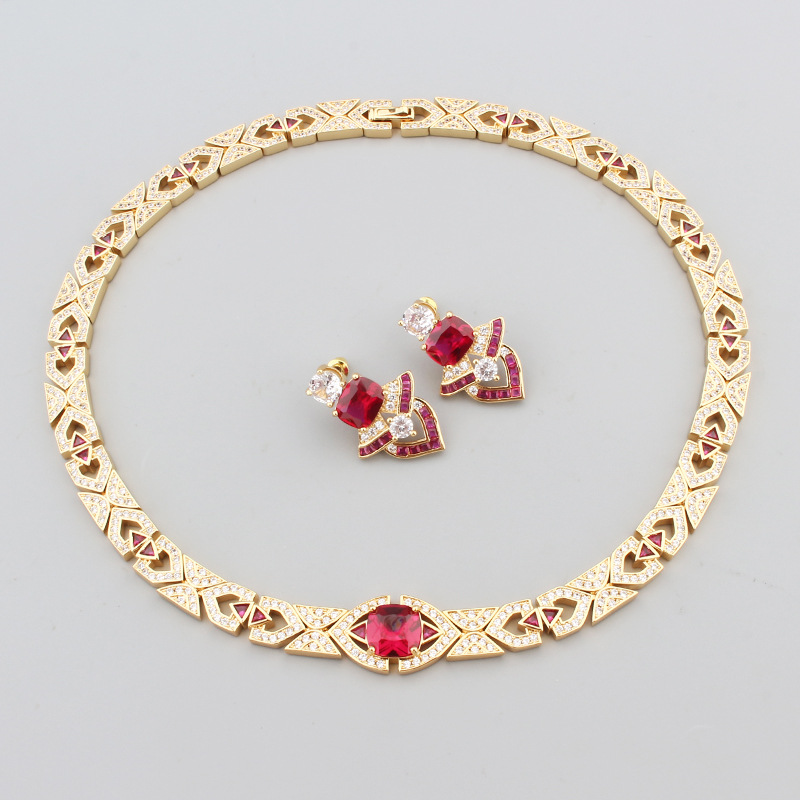 Designer Collection Style Stud - огляд і ціна Vintage Collectible Jewelry